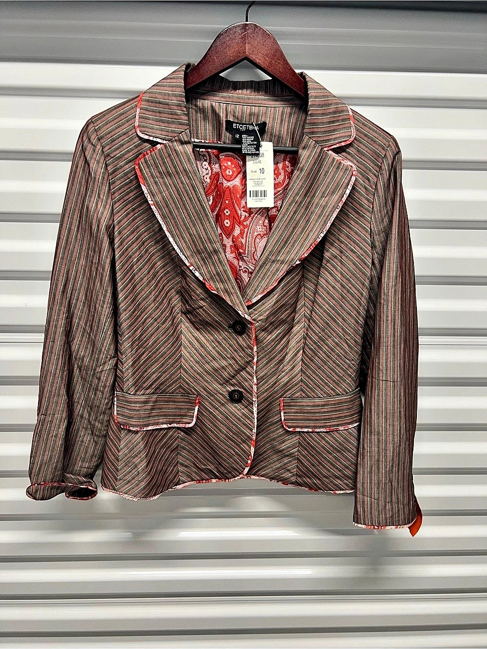 Etcetera Chevron Trim Blazer in Gray & Red size 10